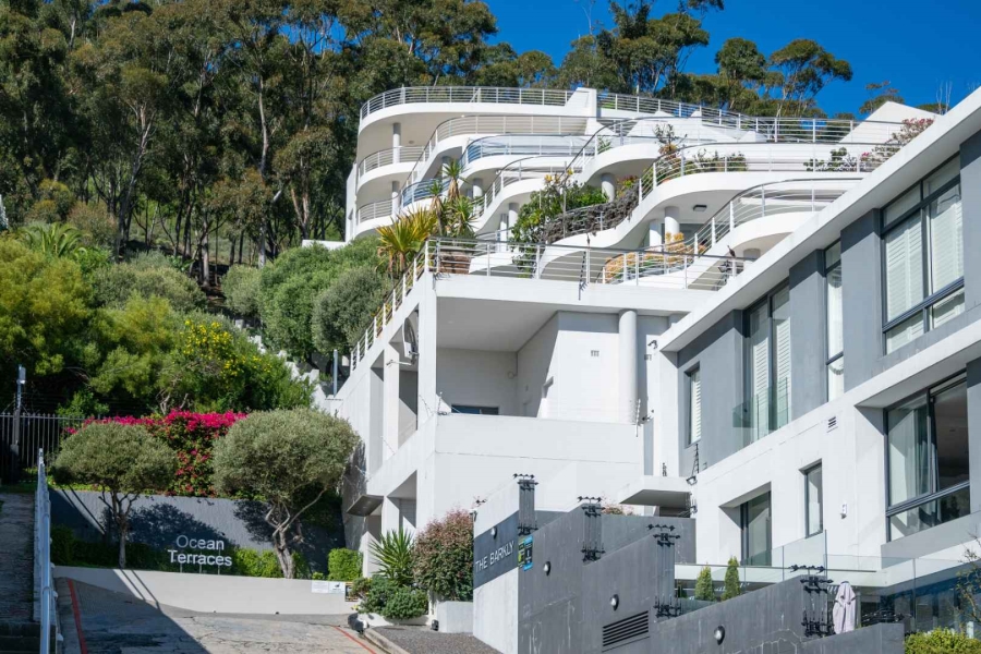 To Let 2 Bedroom Property for Rent in Sea Point Western Cape